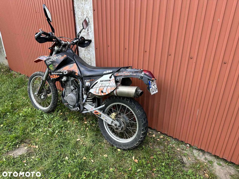 KTM LC