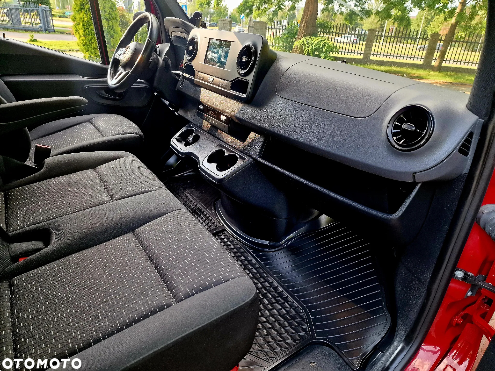 Mercedes-Benz SPRINTER - 21