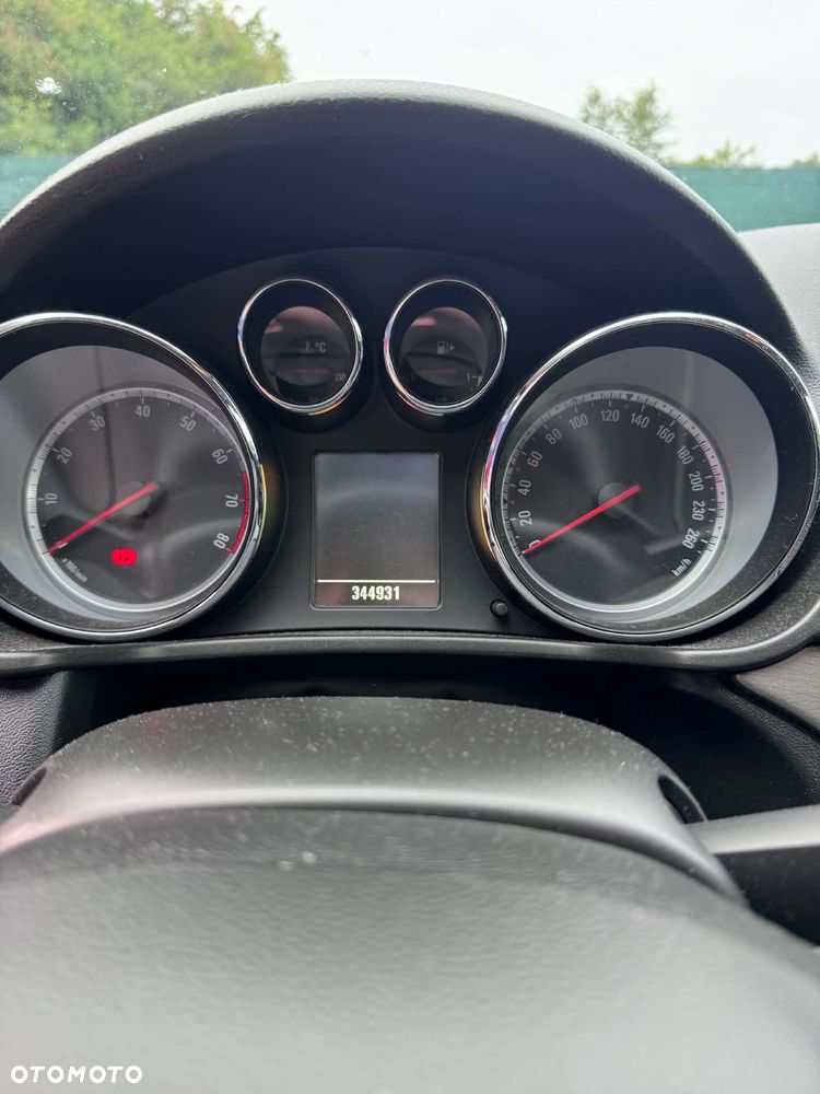 Opel Insignia 1.8 - 6