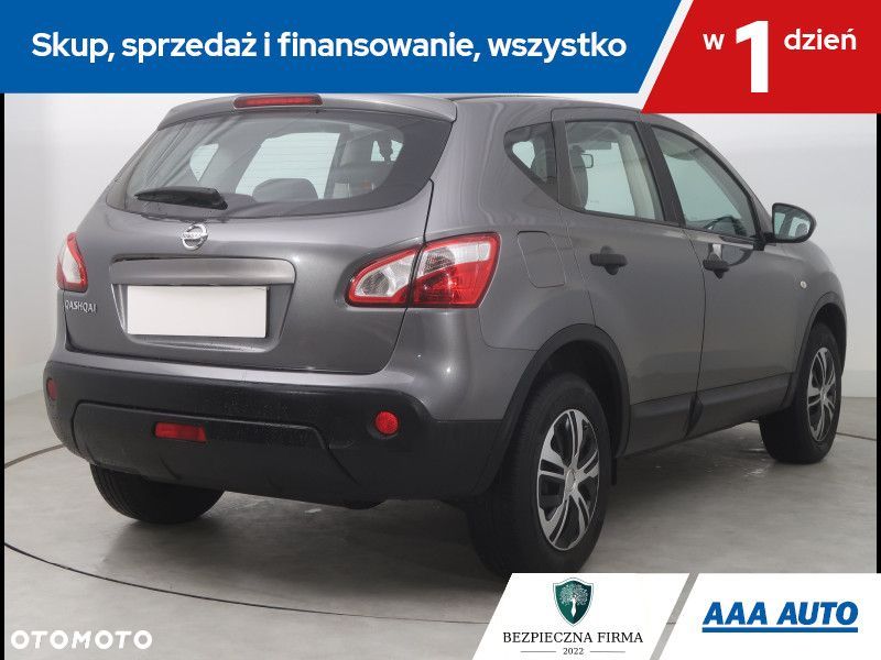 Nissan Qashqai - 6