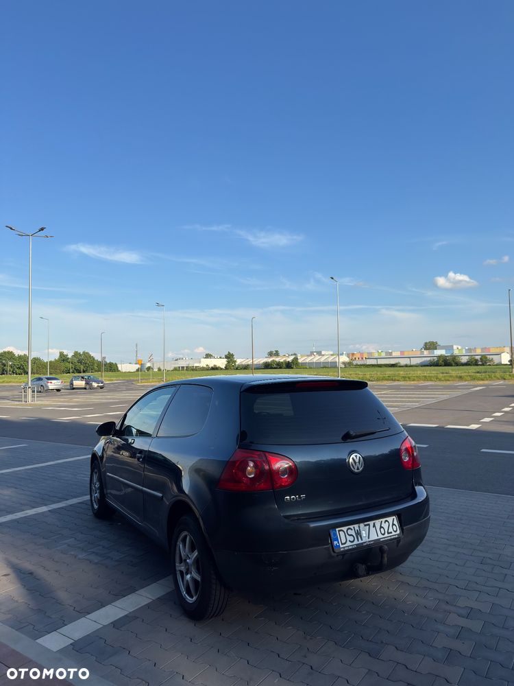 Volkswagen Golf 1.4 FSI Comfortline - 9