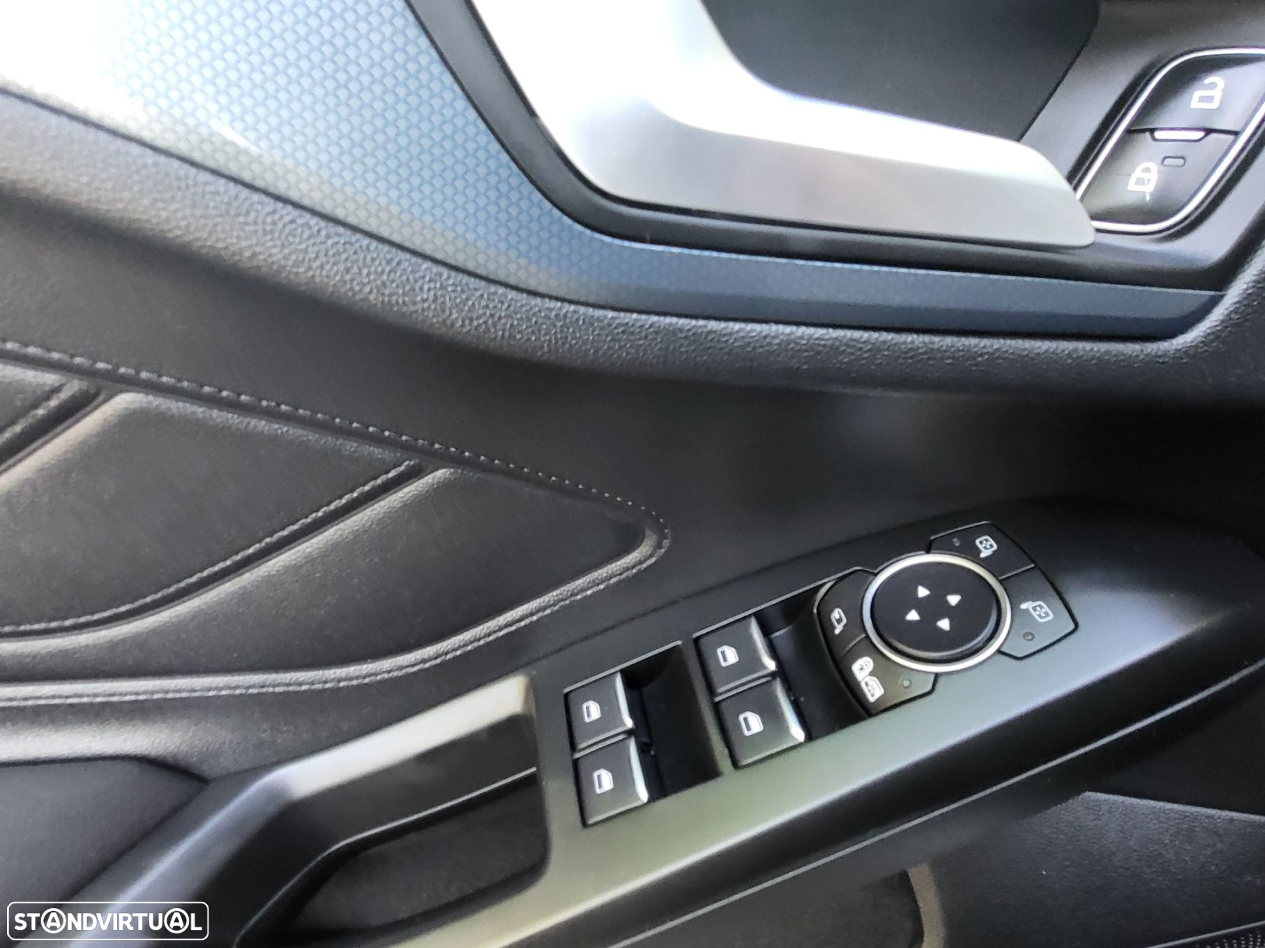 Ford Focus SW 1.0 EcoBoost Active - 19