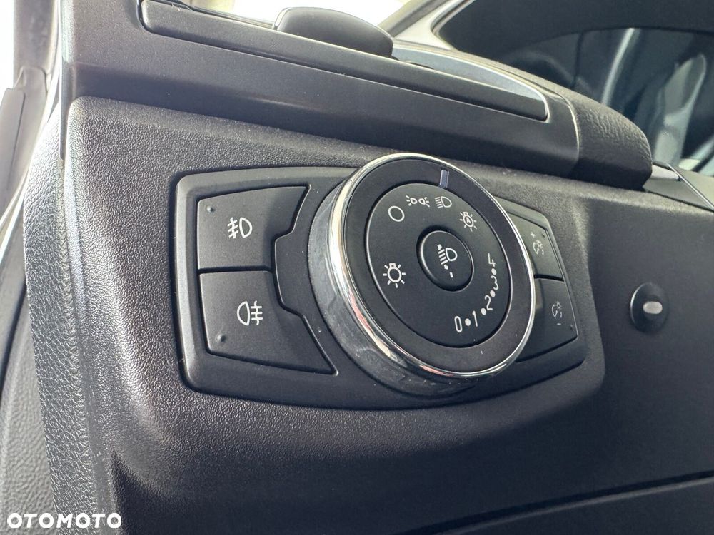 Ford Mondeo - 15
