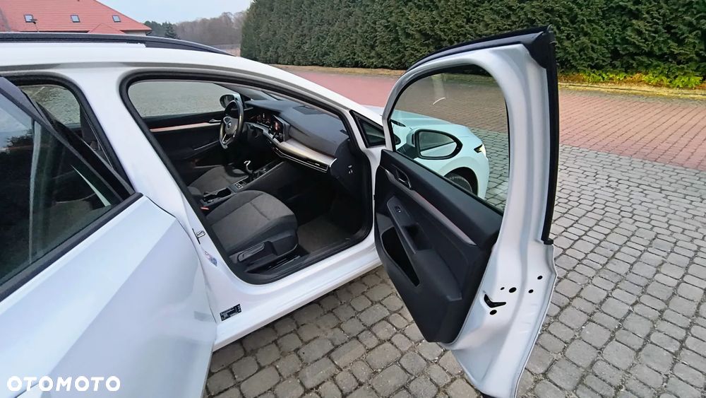 Volkswagen Golf Variant - 10