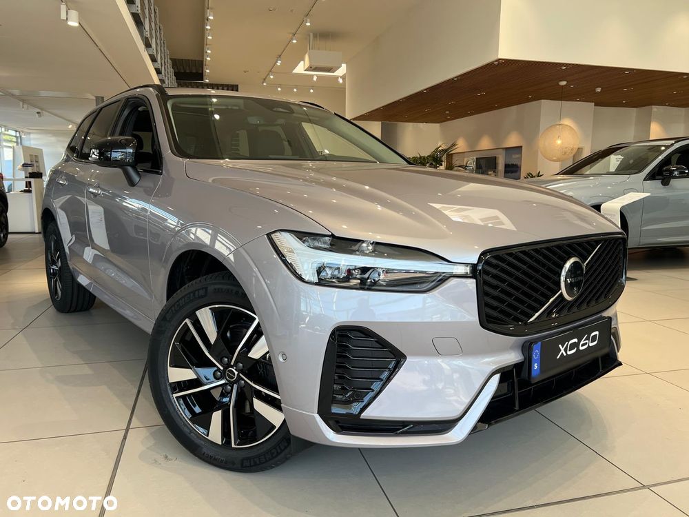 Volvo XC 60 B5 B AWD Plus Bright - 9