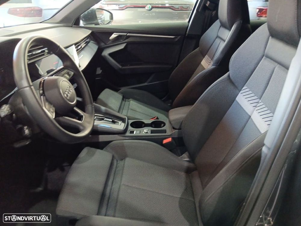 Audi A3 Limousine 30 TFSI Advanced S tronic - 14
