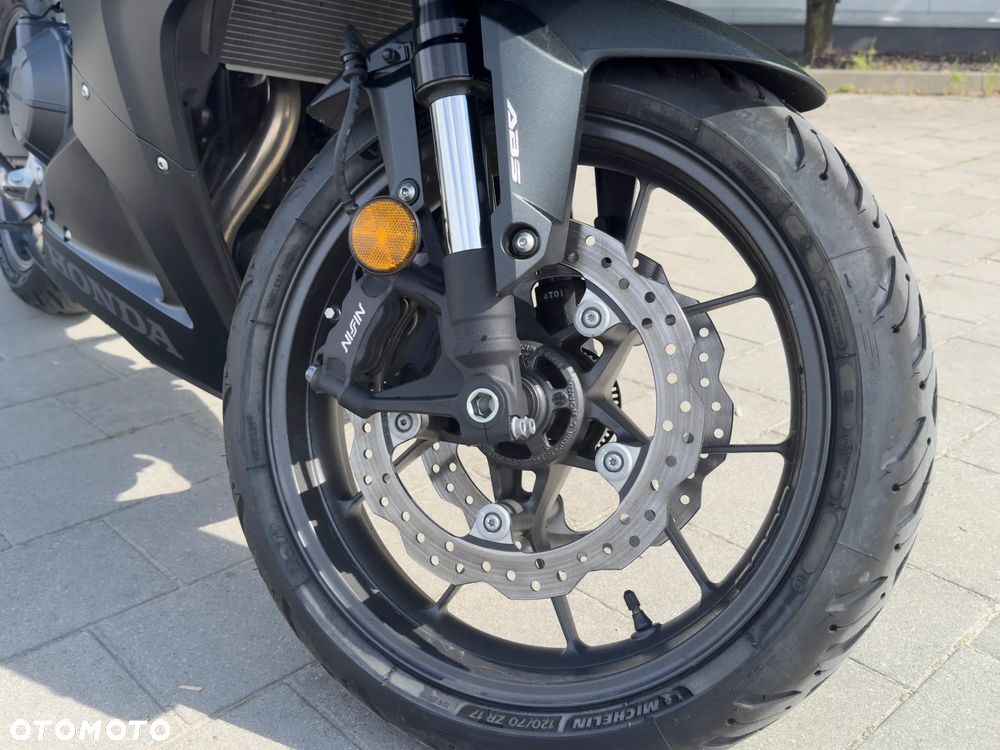 Honda CBR - 8