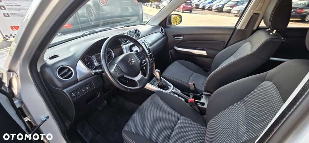 Suzuki Vitara 1.6 XLED 2WD - 28