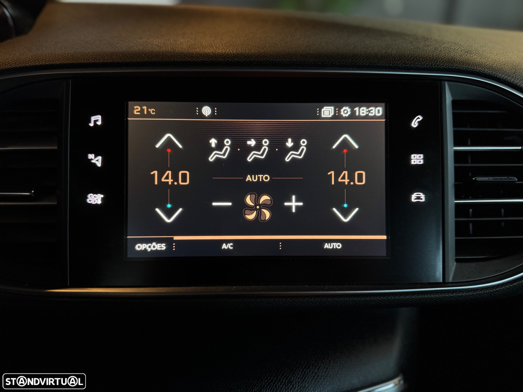 Peugeot 308 BlueHDi 130 EAT8 Style - 18