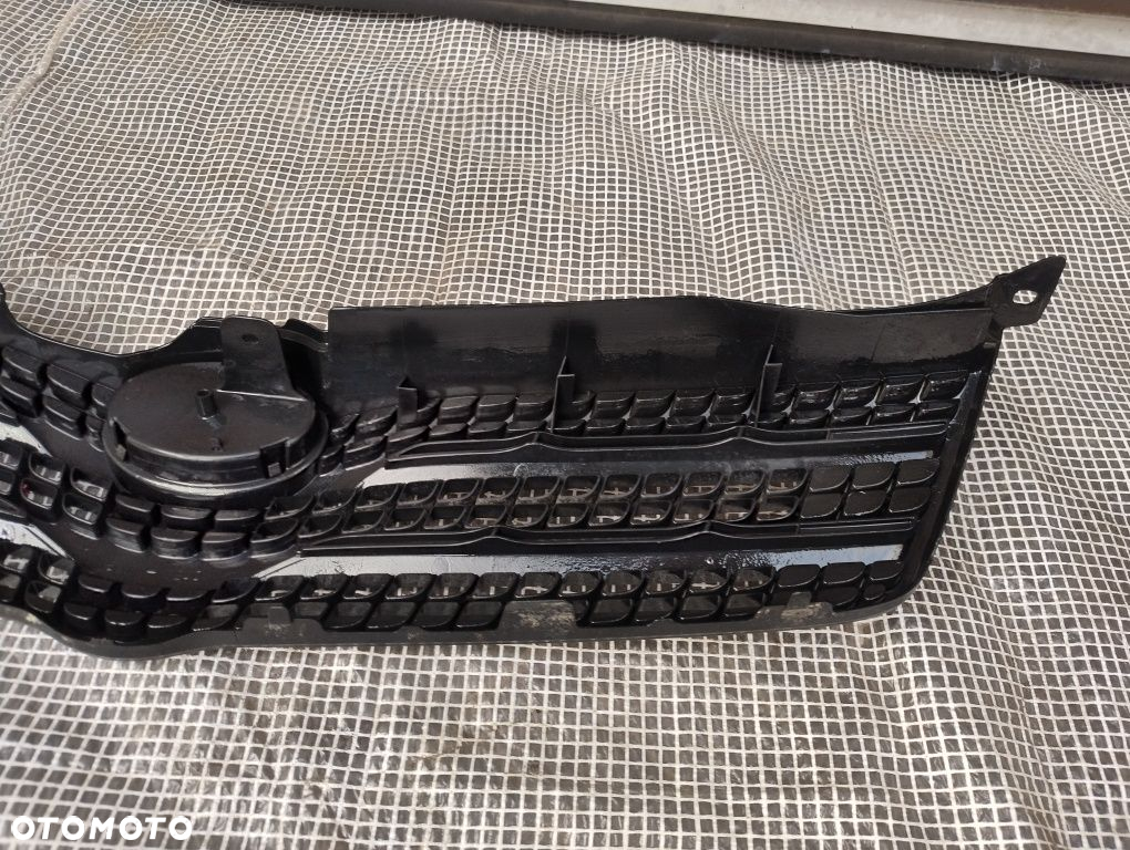 Toyota Corolla Verso 1 I e12  01-04 grill atrapa kratka przód gril - 5