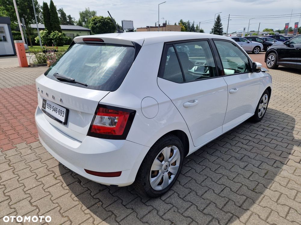 Skoda Fabia 1.0 Ambition - 9