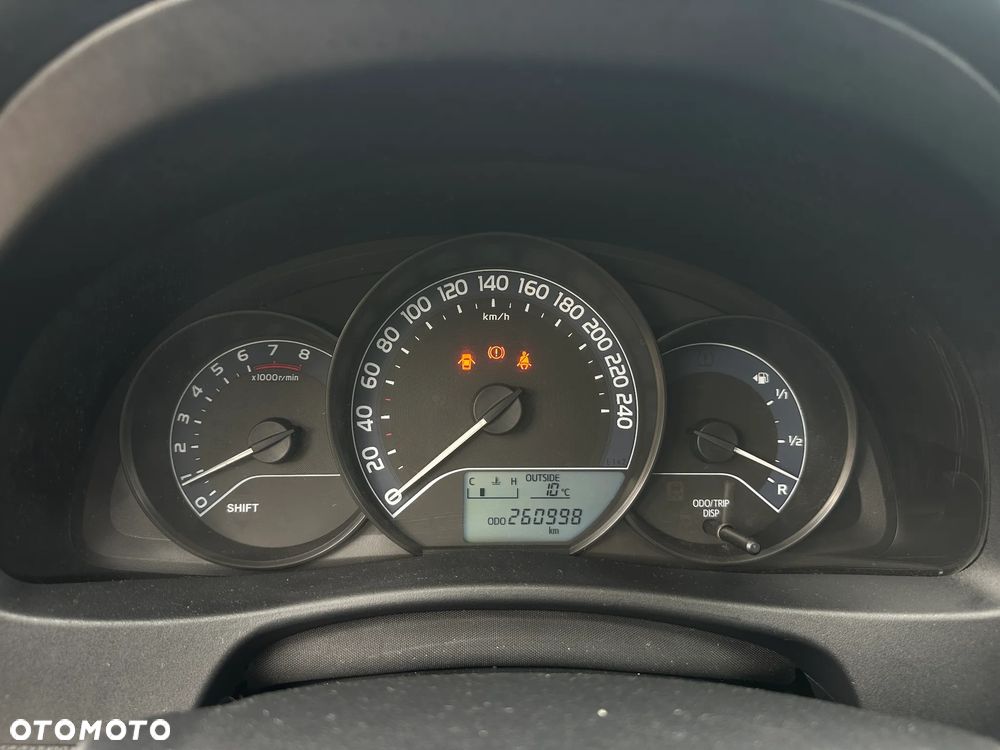 Toyota Auris - 26