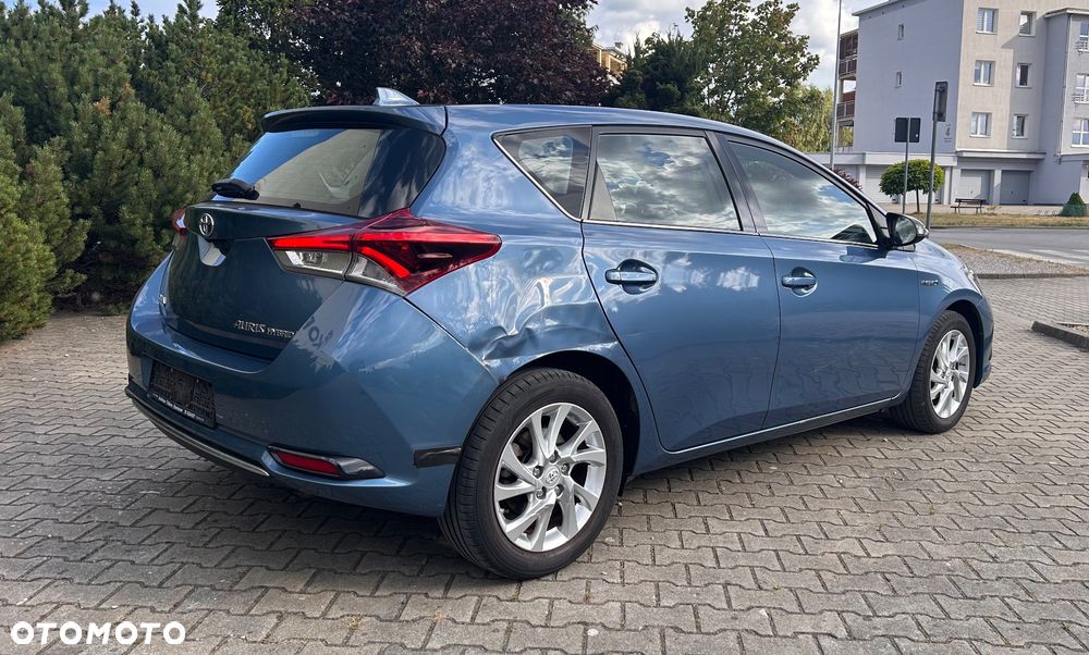 Toyota Auris - 16
