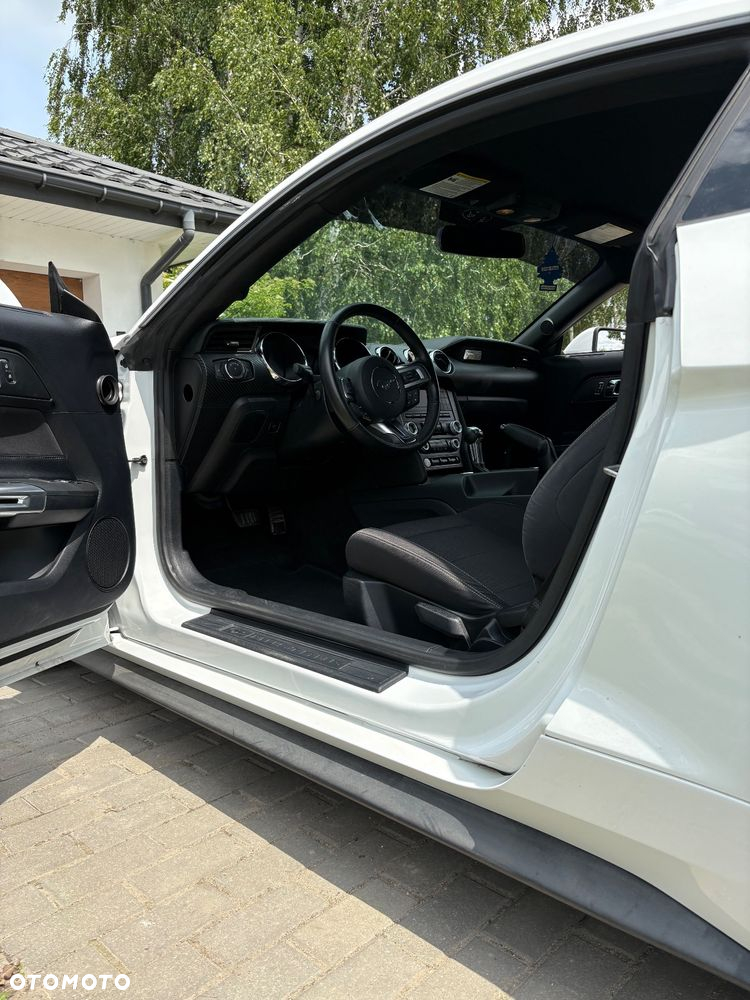 Ford Mustang 3.7 V6 - 7