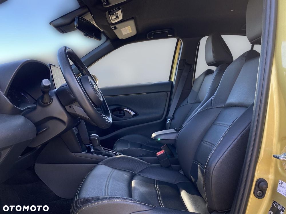 Toyota Yaris Cross Hybrid 1.5 Premiere Edition - 15