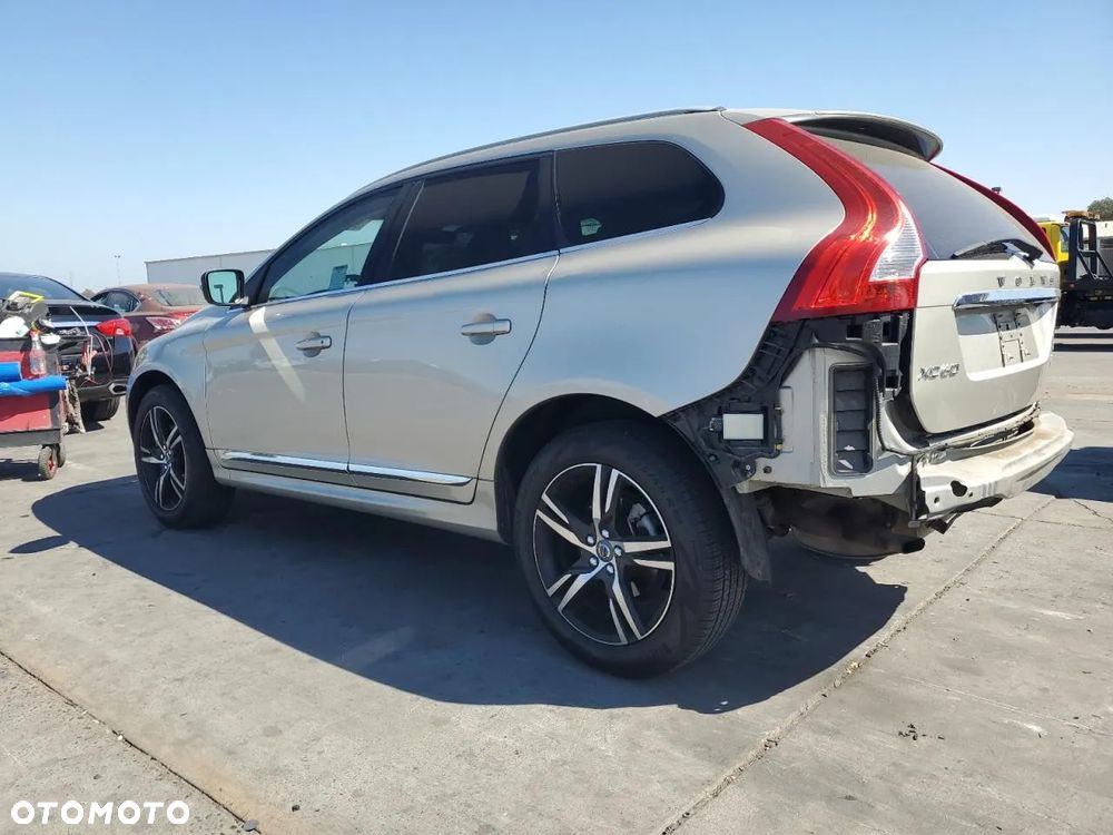 Volvo XC 60 - 5