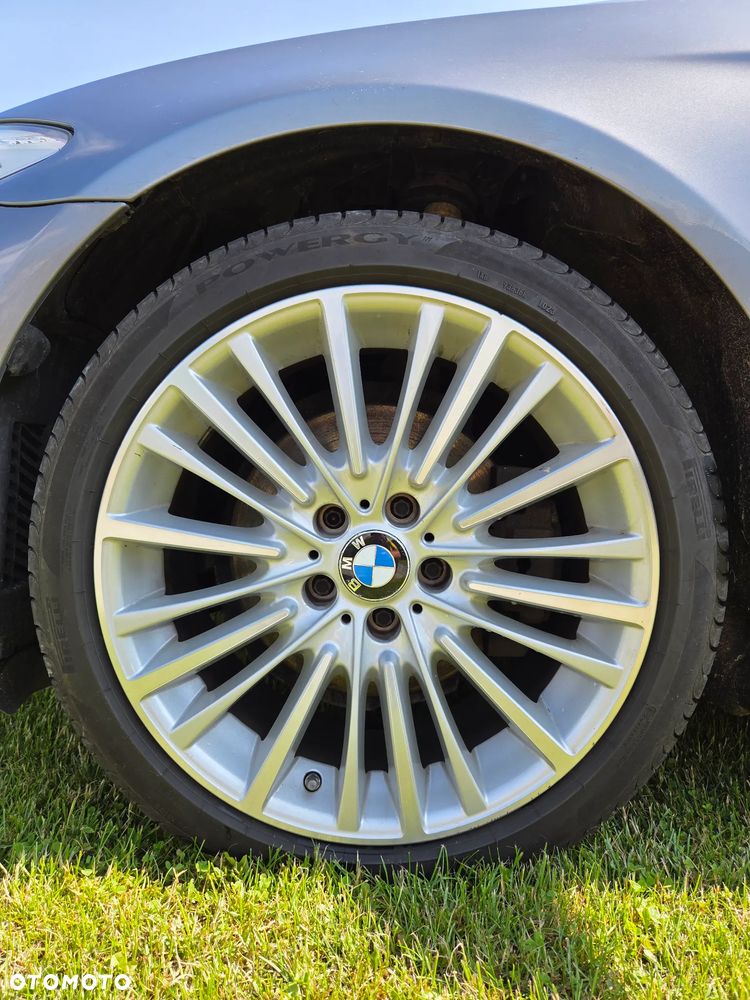 BMW Seria 5 528i Luxury Line - 7