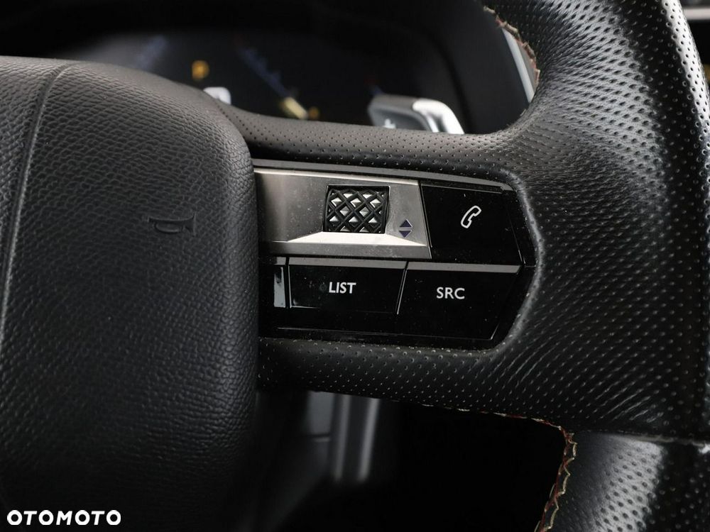 DS Automobiles DS 7 Crossback 2.0 BlueHDi So Chic - 30