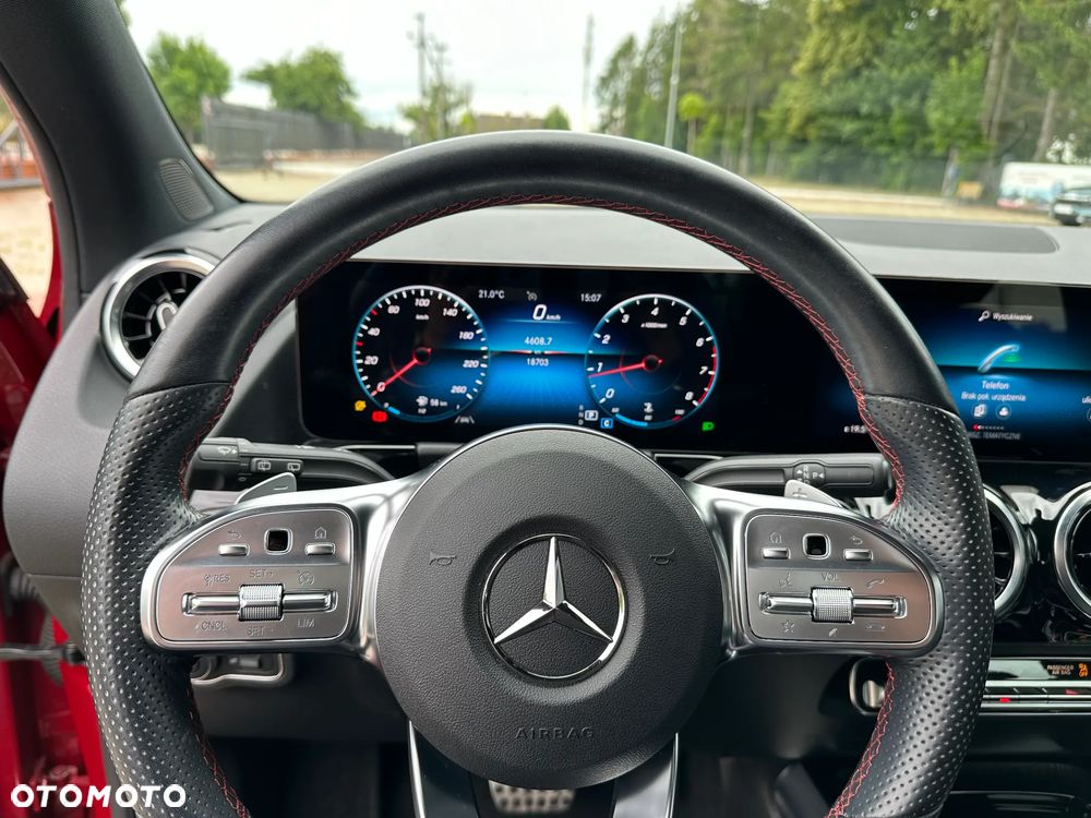 Mercedes-Benz GLA 200 AMG Line - 21