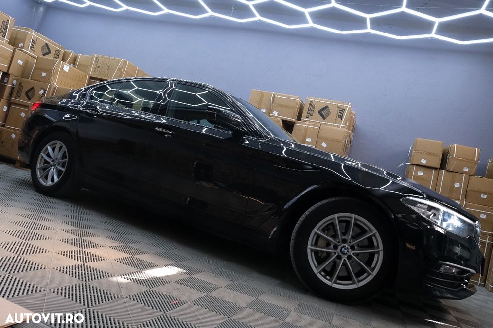 BMW Seria 5 530i xDrive Aut. M Sport Edition - 3