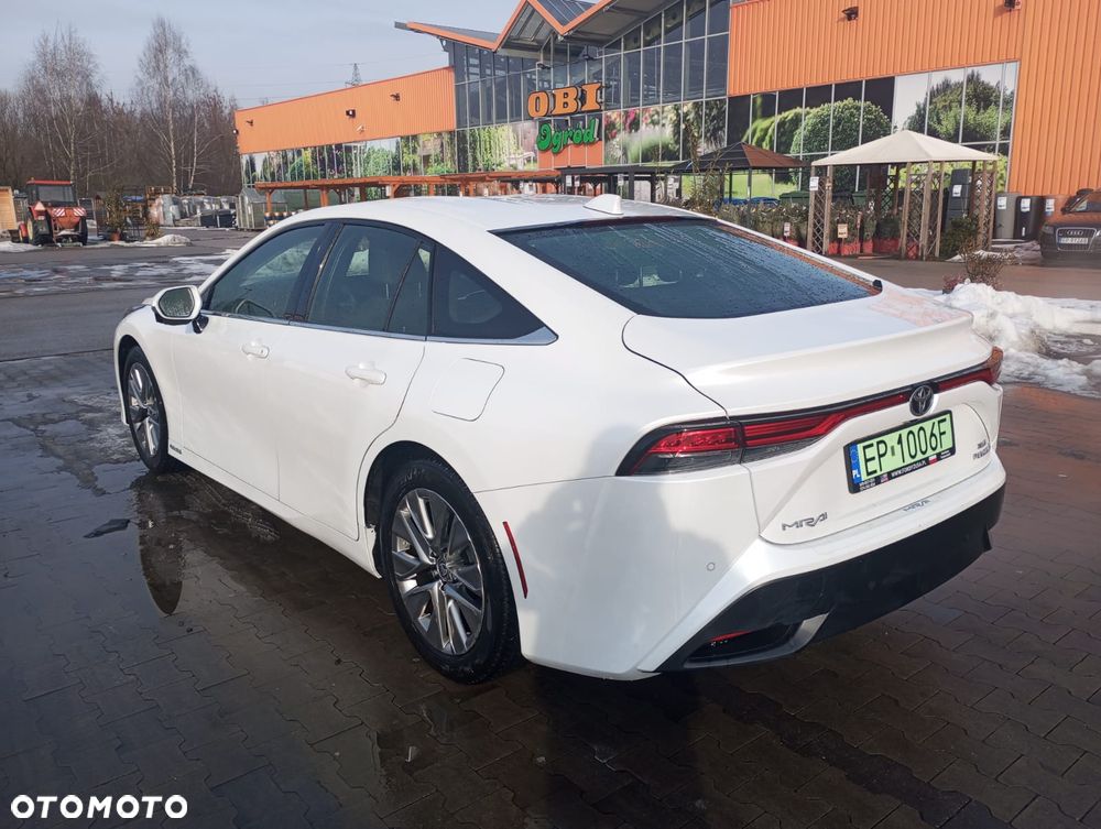 Toyota Mirai Luxury - 5