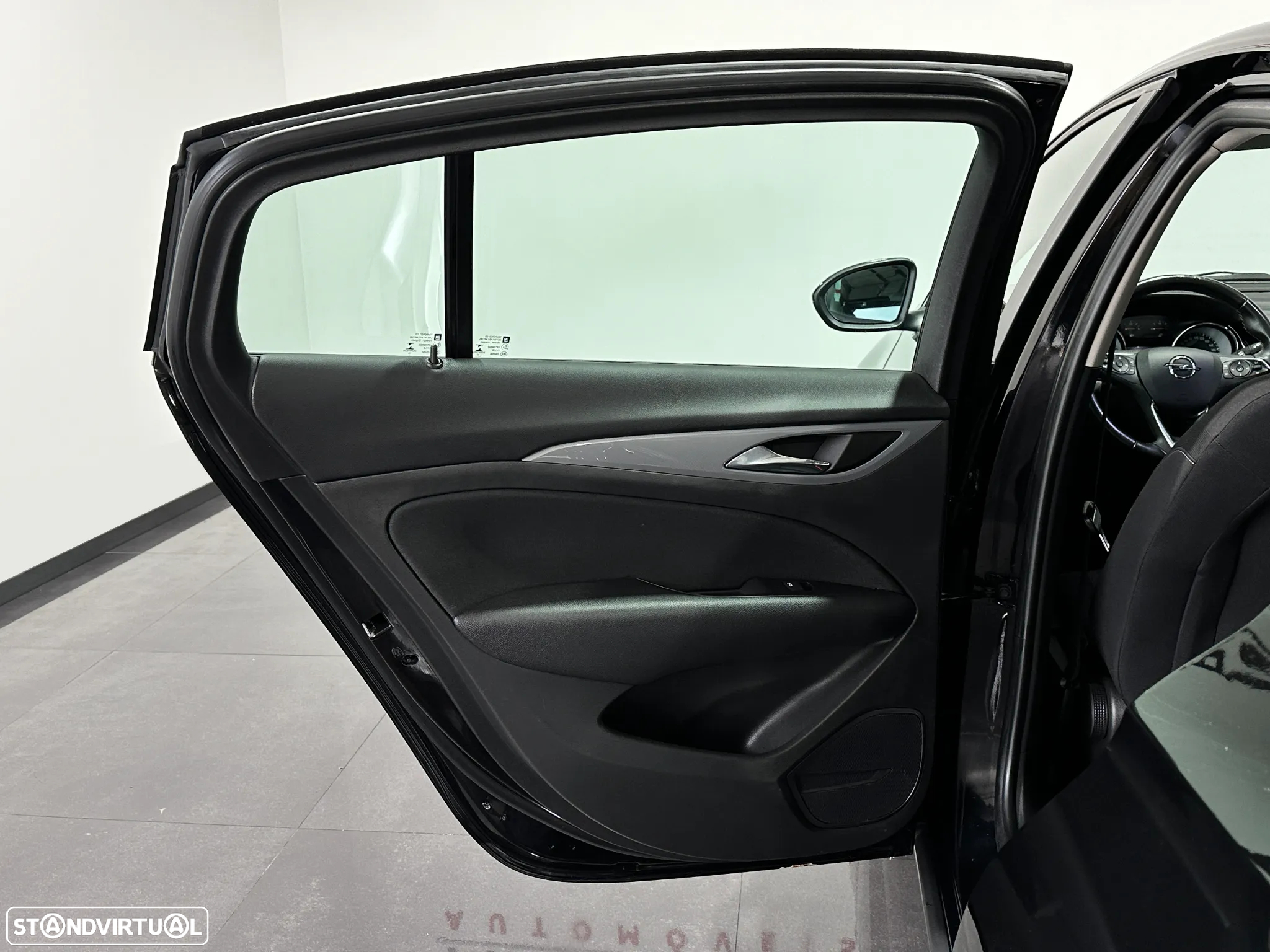 Opel Insignia Grand Sport 1.6 CDTi Business Edition - 42