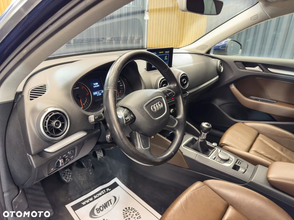 Audi A3 Sportback 1.6 TDI ultra Attraction - 29