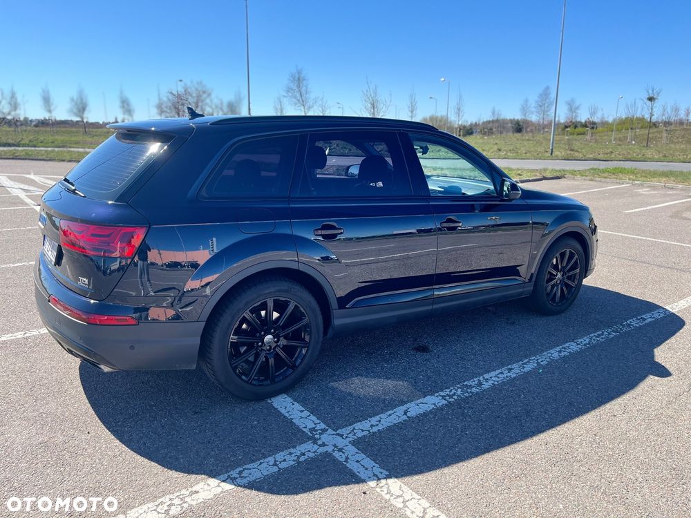 Audi Q7 - 7