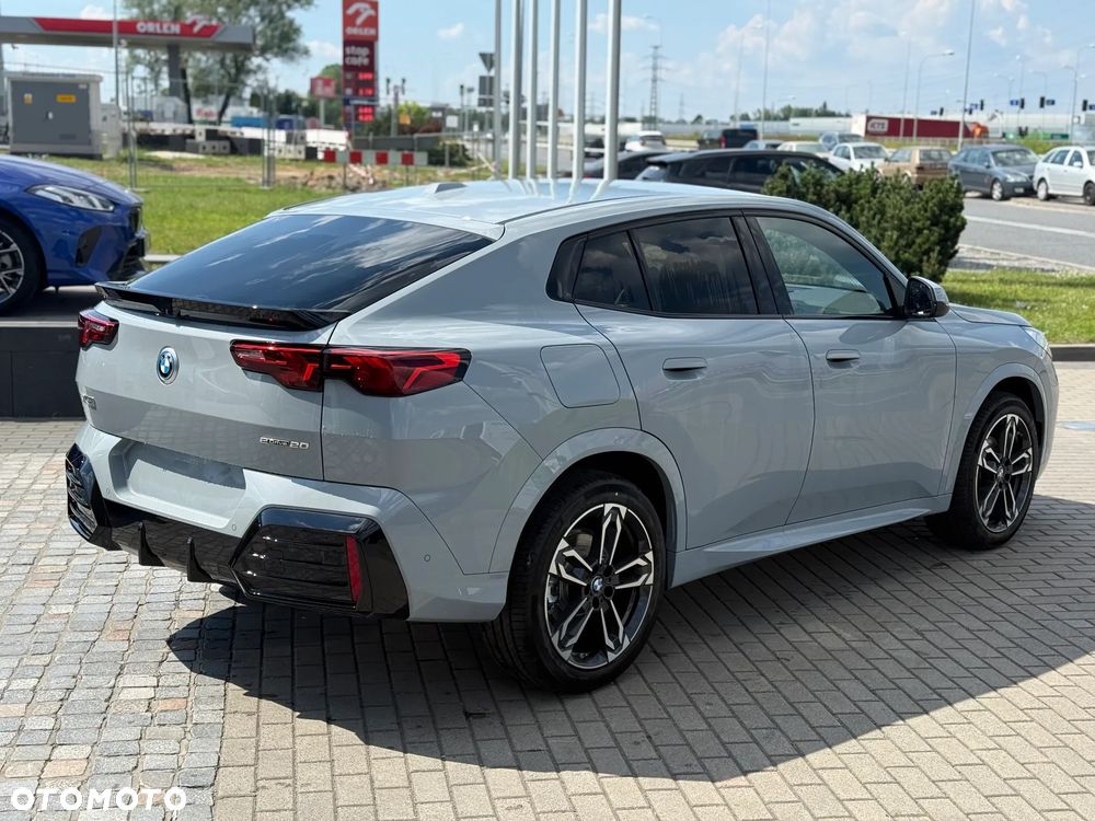 BMW iX2 eDrive20 66.5kWh - 7