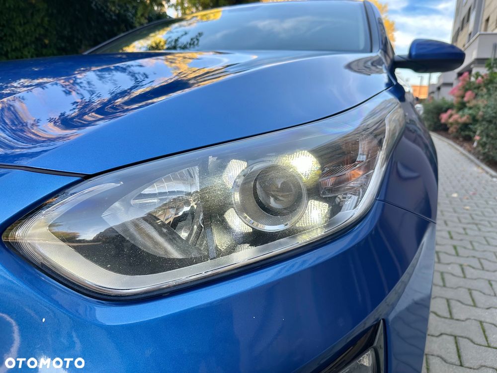 Kia Ceed - 36