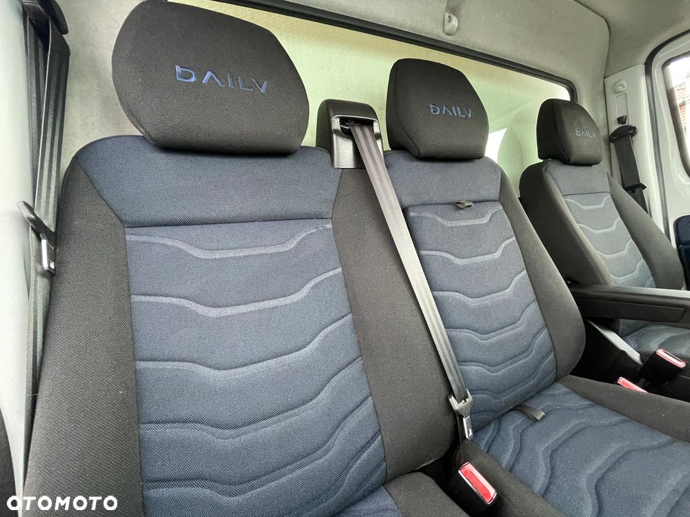 Iveco Daily Izoterma Winda - 30