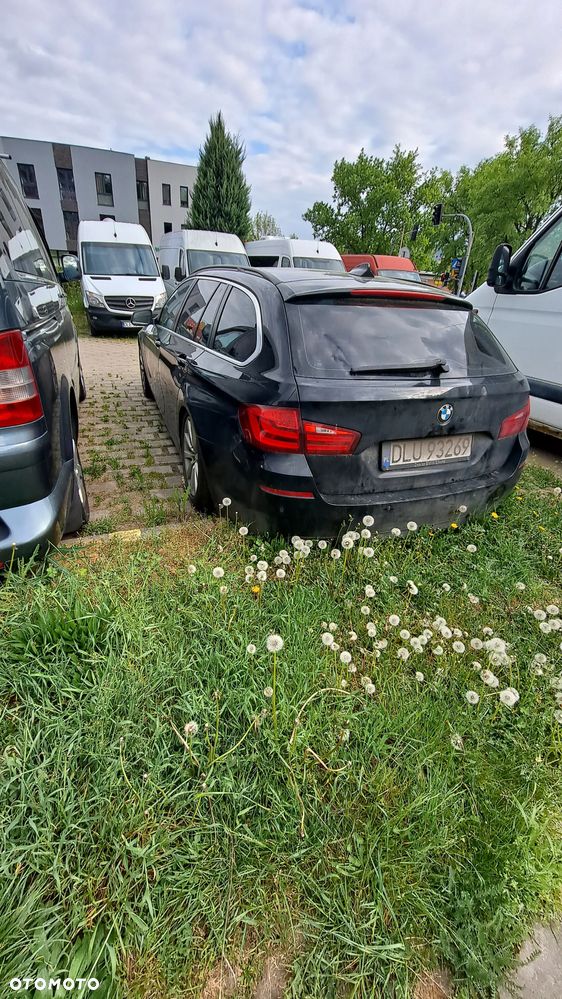 BMW Seria 5 530d xDrive - 6