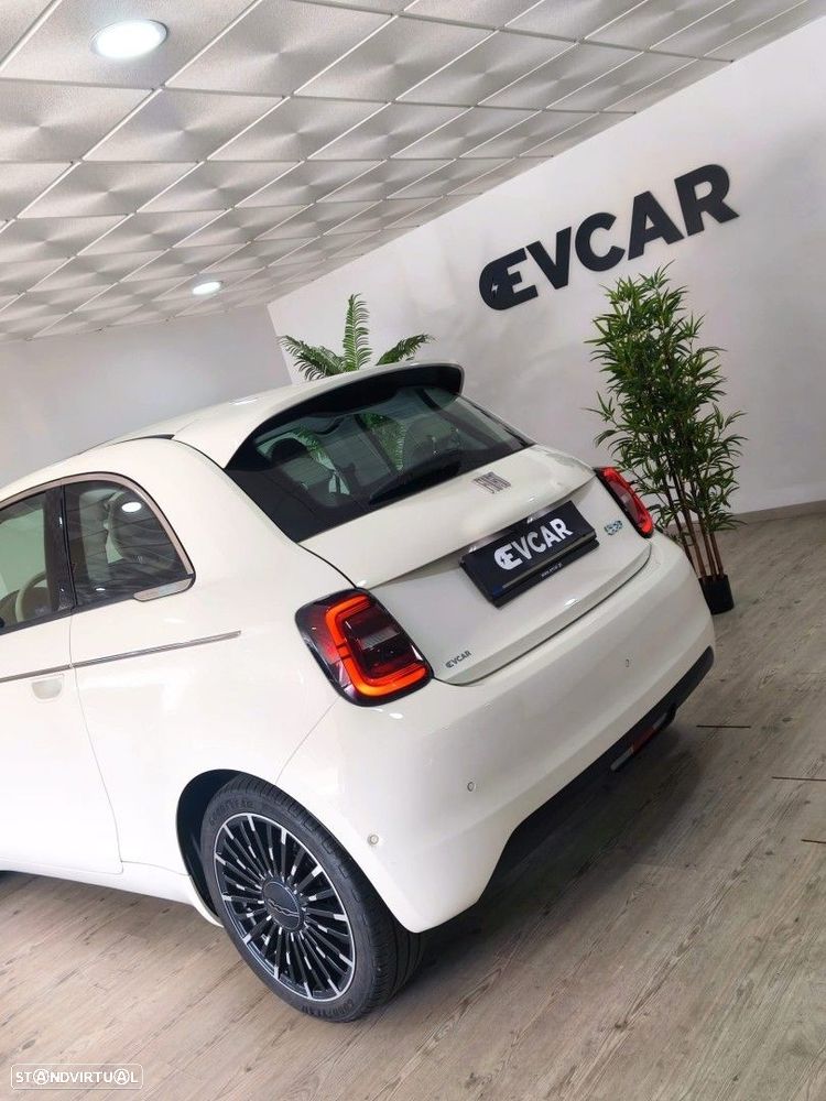 Fiat 500e 3 + 1 La Prima - 15