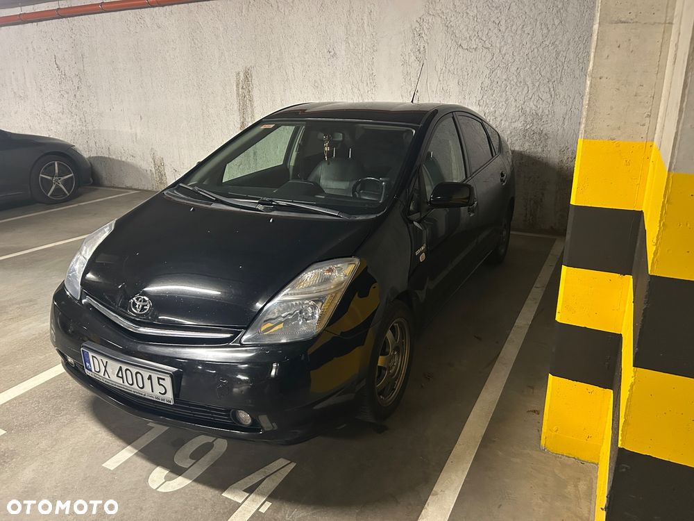 Toyota Prius 1.5 VVT-i Sol (nav) - 1