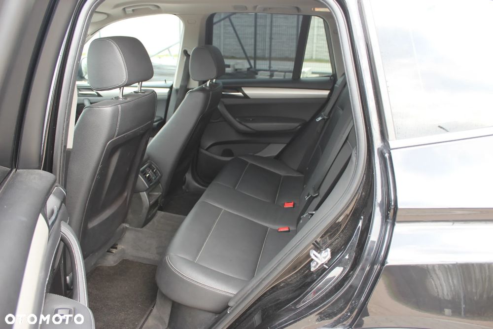 BMW X3 xDrive20d - 11