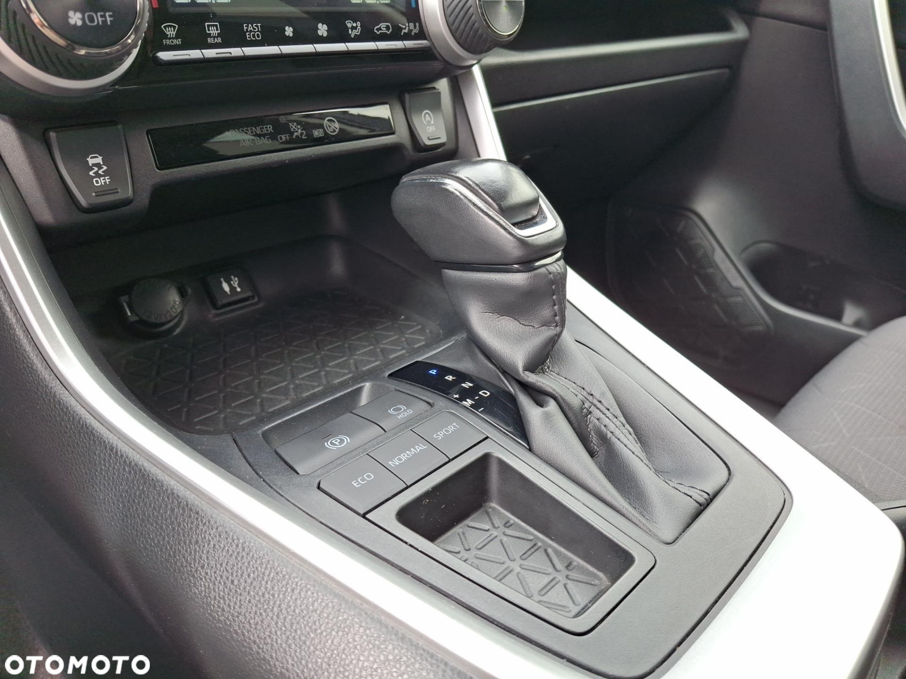 Toyota RAV4 2.0 Comfort 4x2 MS - 23