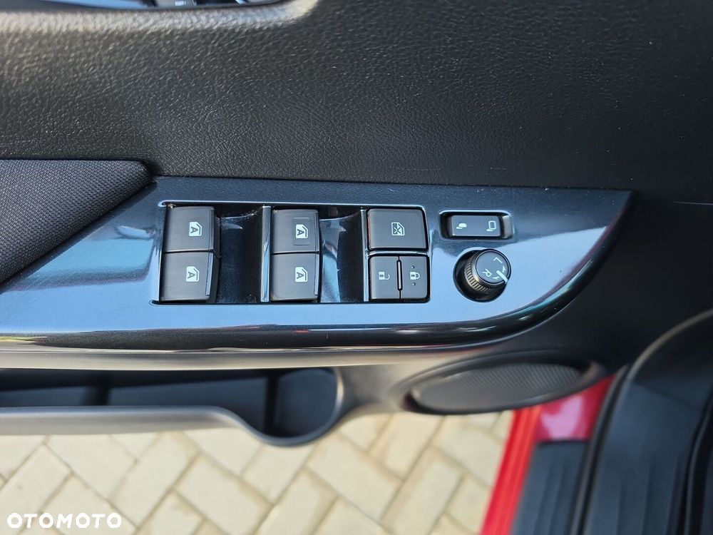 Toyota Hilux 2.8 D-4D Double Cab SR5 4x4 - 19