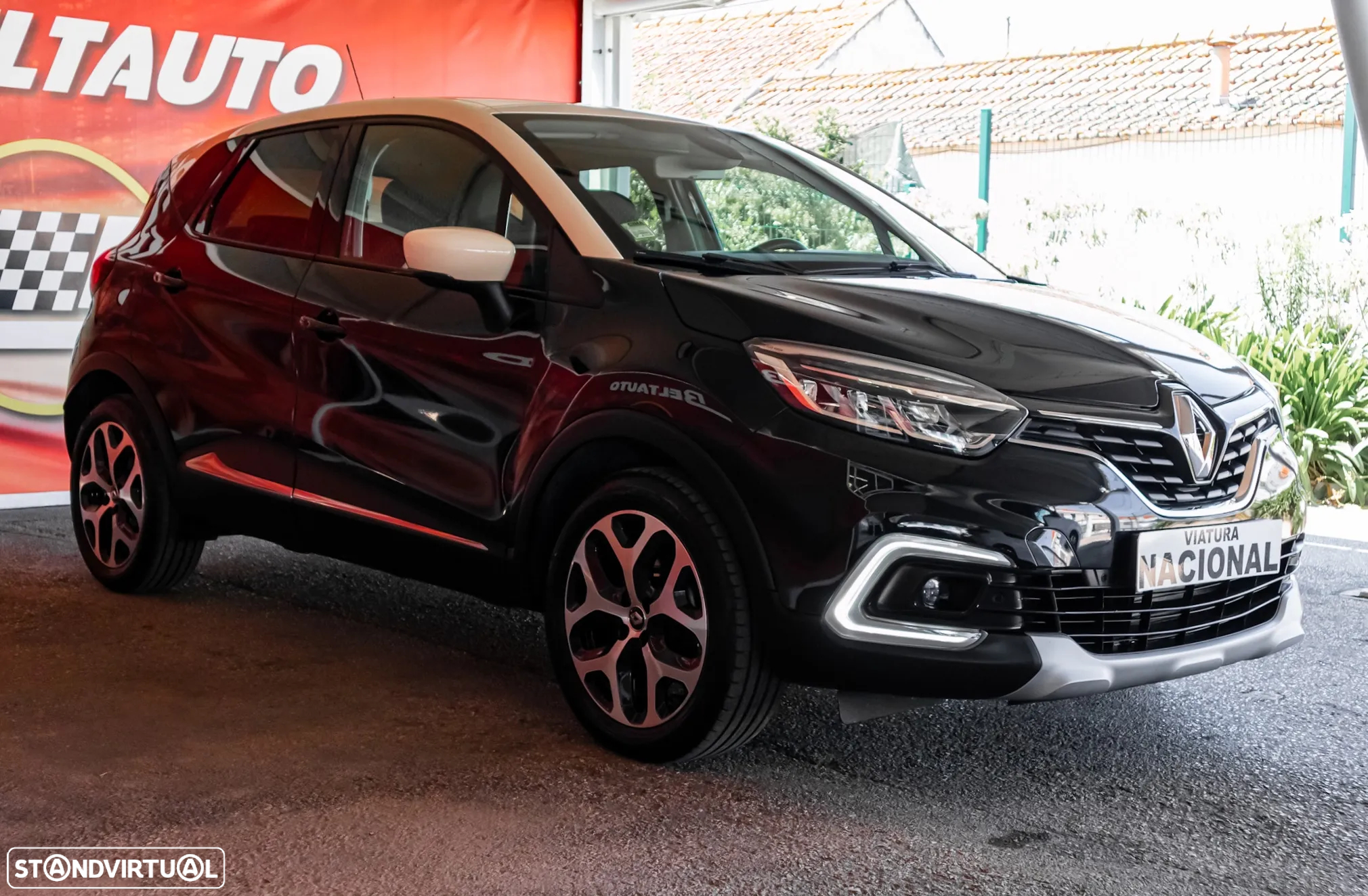 Renault Captur 1.3 TCe Exclusive - 3