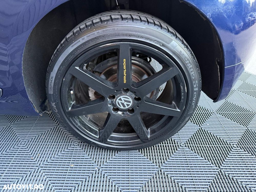 Volkswagen Scirocco - 11