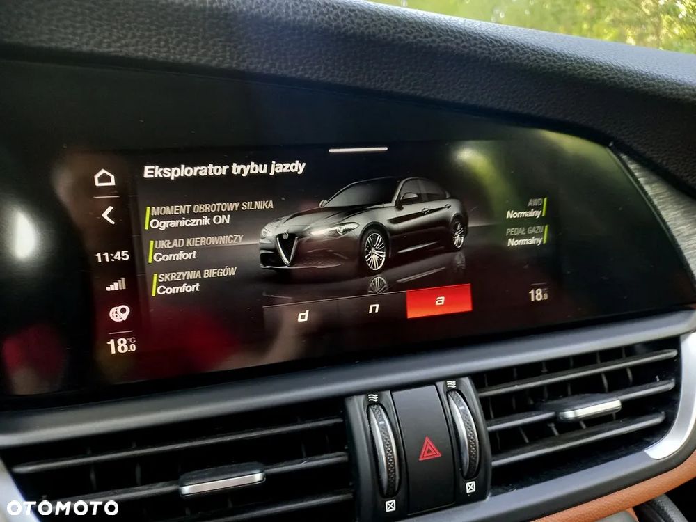 Alfa Romeo Giulia - 26