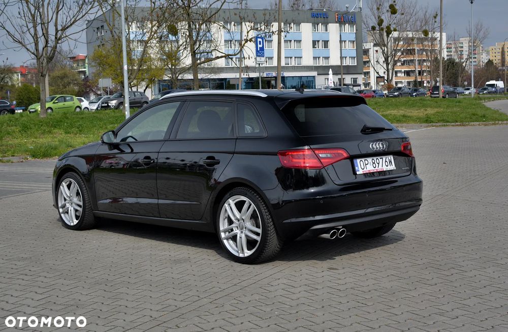 Audi A3 Sportback 1.8 TFSI quattro S tronic Ambition - 4