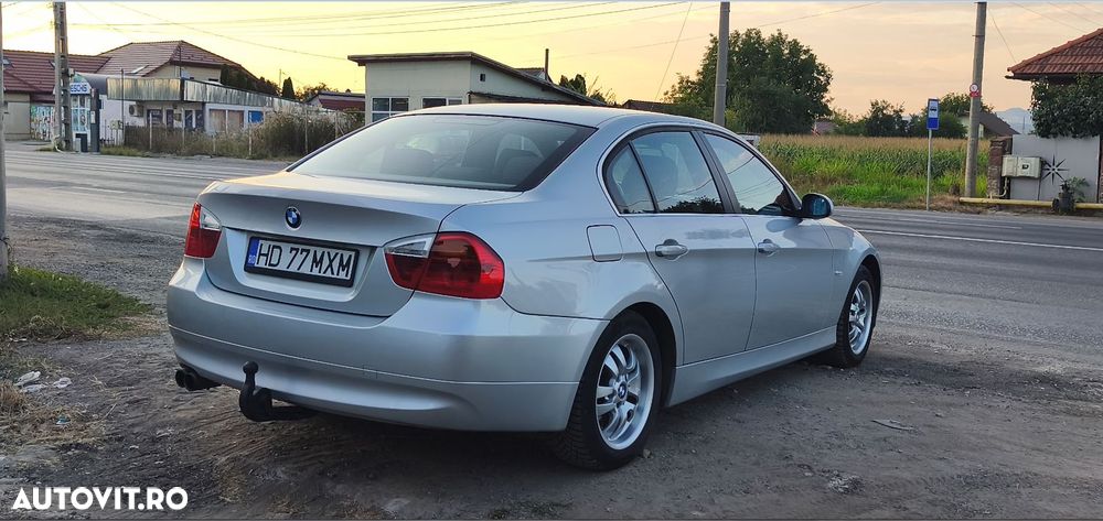 BMW Seria 3 325xi - 4