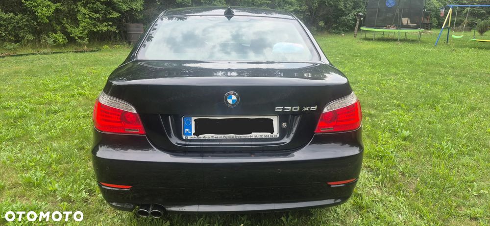 BMW Seria 5 530d xDrive - 7
