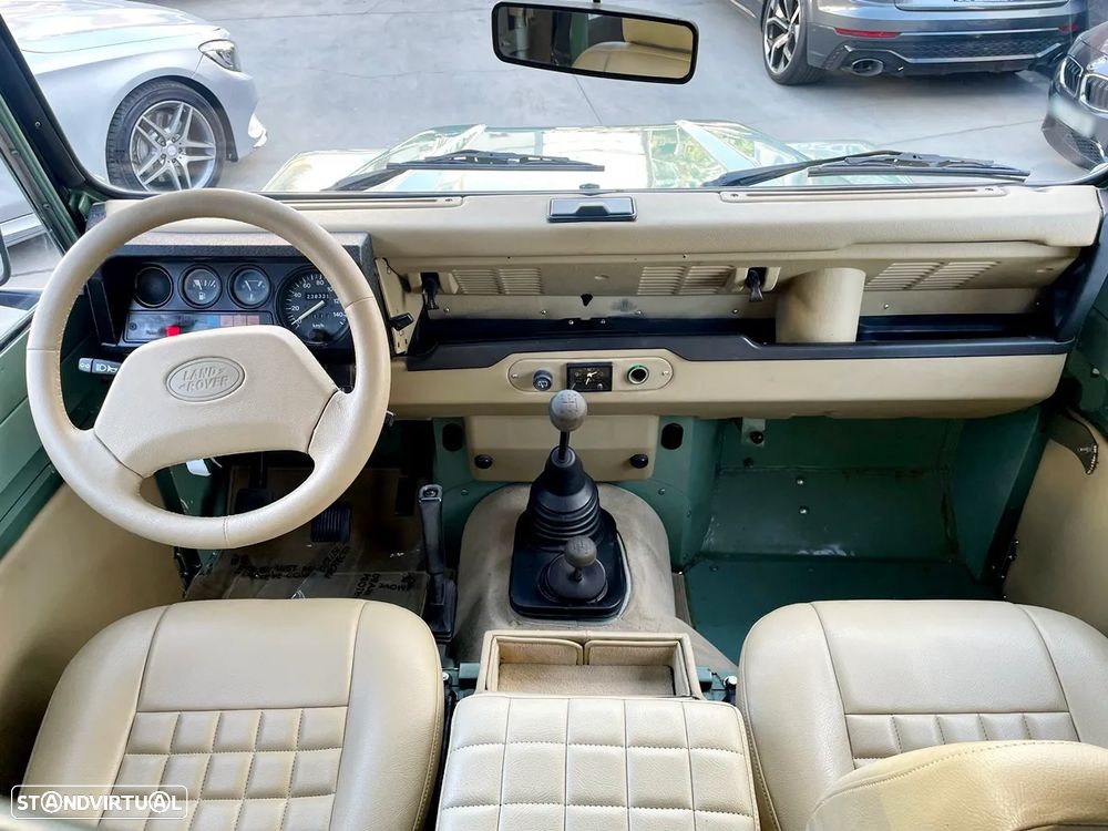 Land Rover Defender 90 2.5 TDi Metal Top - 10