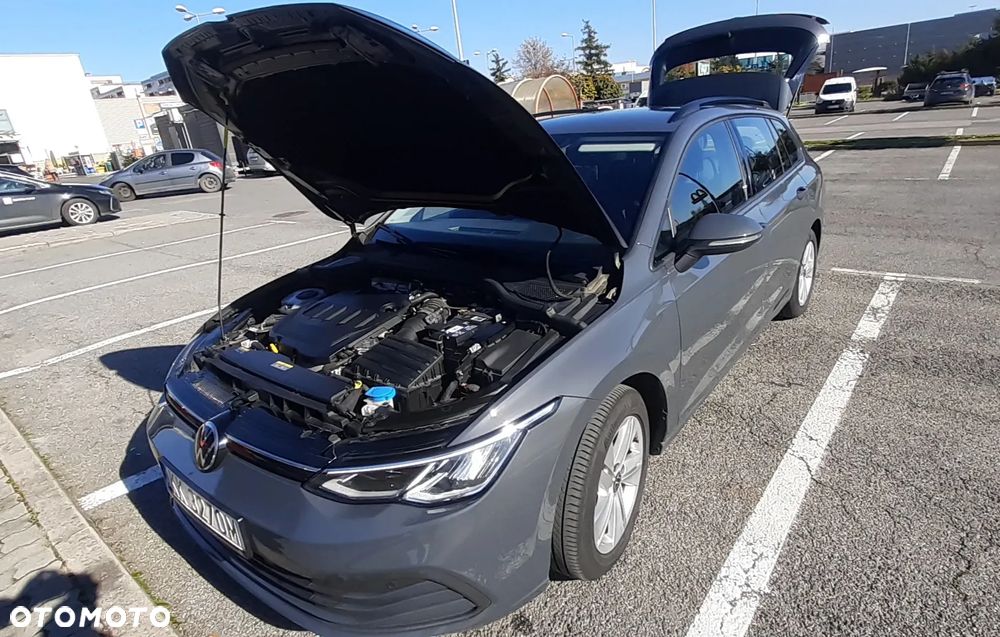 Volkswagen Golf VIII 2.0 TDI Life - 9