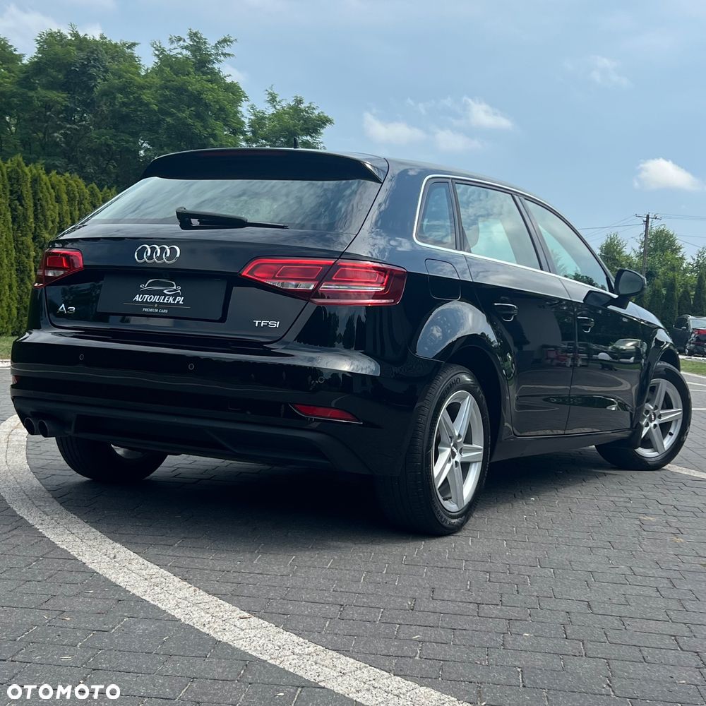 Audi A3 Sportback - 11