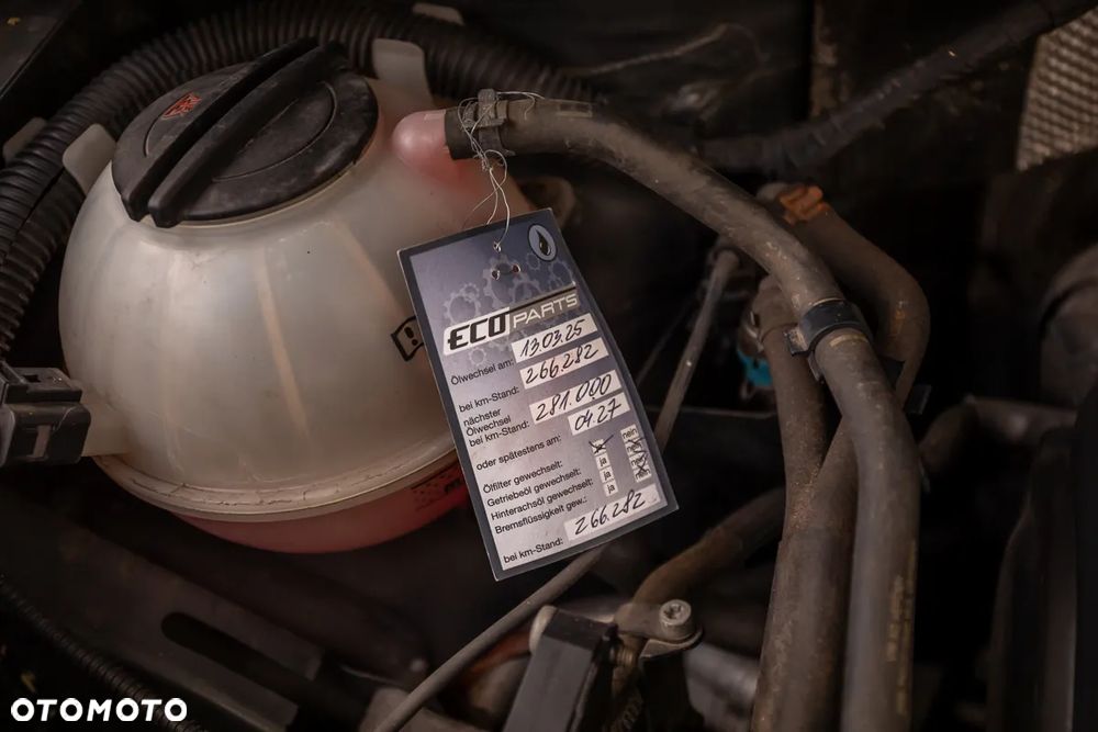 Volkswagen Sharan 2.0 TDI DSG BlueMotion Technology Match - 39