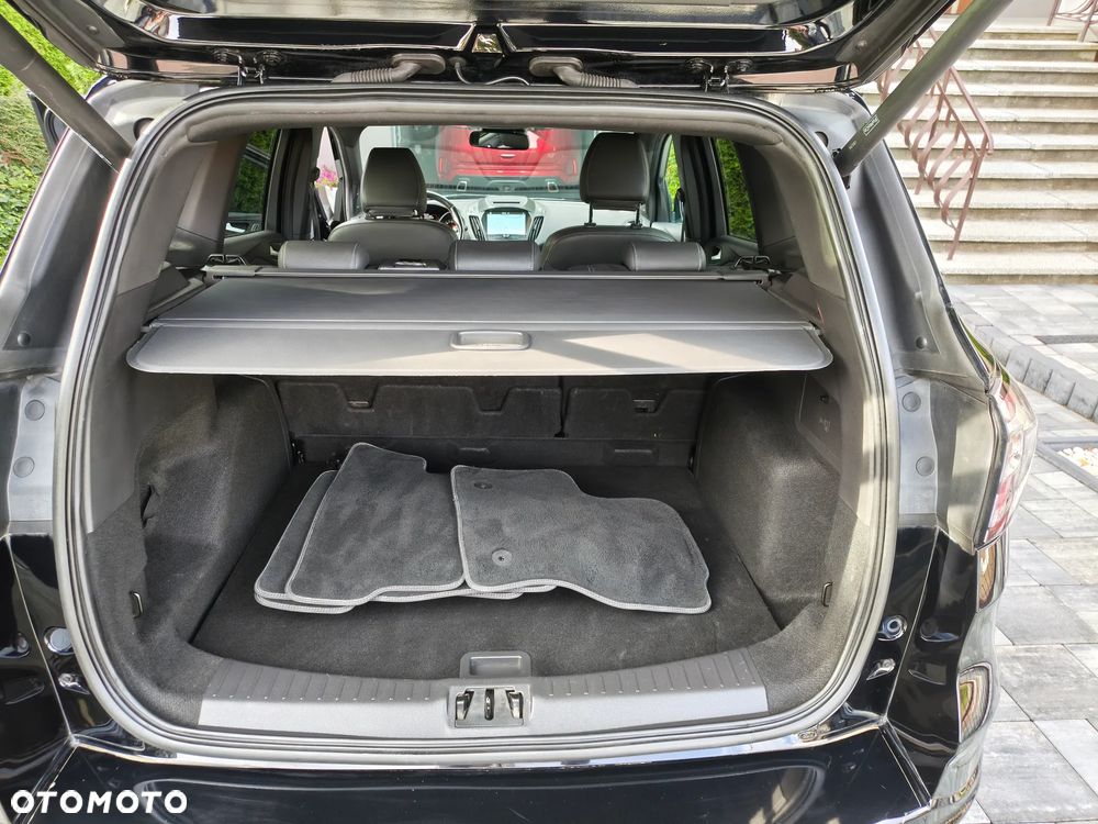 Ford Kuga - 17