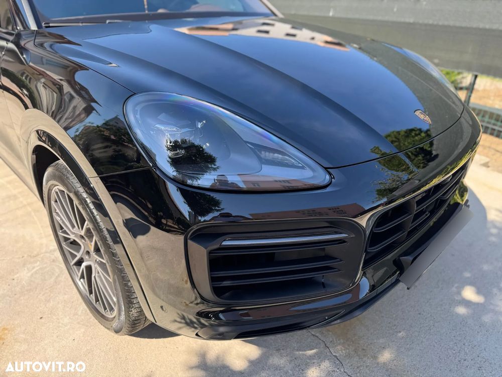 PORSCHE Cayenne 2022 — imagine 12