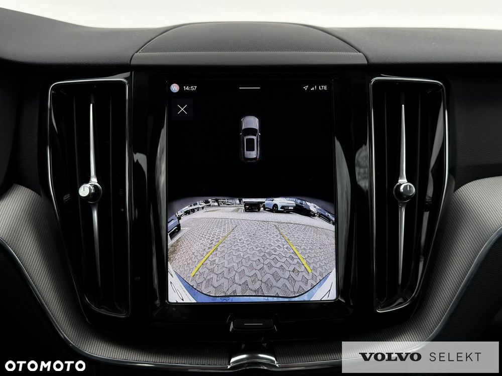 Volvo XC 60 - 30